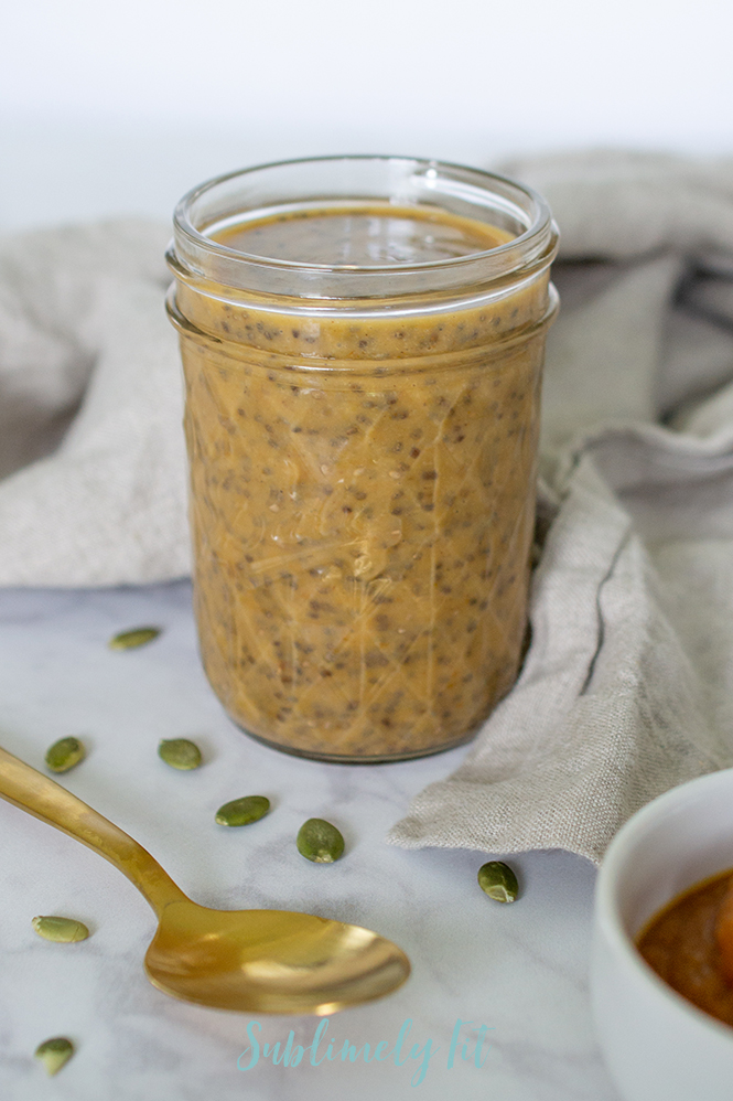 This Pumpkin Chia Pudding is the perfect way to satisfy your pumpkin spice cravings in a healthy way! It's a great nutrient-rich healthy breakfast or snack!