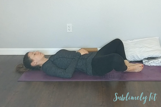 Wind down before bed with this Gentle Relaxing Bedtime Yoga Sequence (+ free yoga video). This 17-minute yoga sequence will help you fall asleep faster!